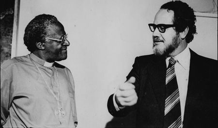 Hennie Serfontein: The passing of a giant of the pen