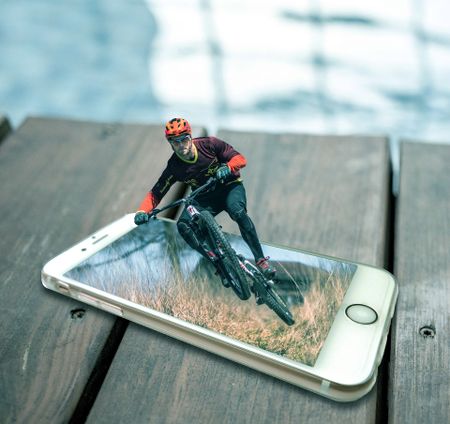 Athletes who overused smartphones during lockdown at a disadvantage