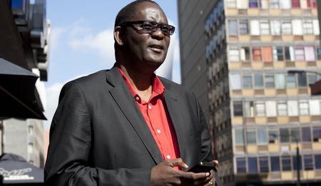 Vavi returns to Cosatu House; full-blown war looms