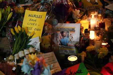 With midterms looming, Trump softens stance on ICE brutality after second killing