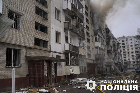 Russian missile strike during ceasefire talks injures 74 in Ukraine; Trump expects to sign Kyiv minerals deal soon