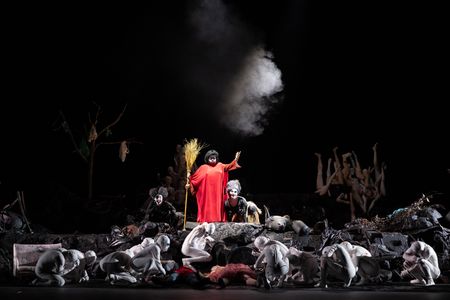 Cape Town Opera returns to live performance with an edgy ‘Hansel und Gretel’