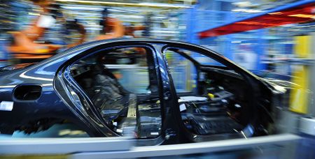 Rough ride ahead after healthy appetite for new vehicles in Q4 2022