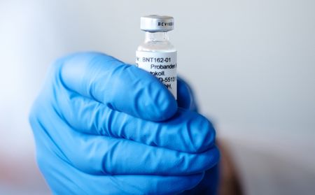 UK approves Pfizer-BioNTech COVID-19 vaccine