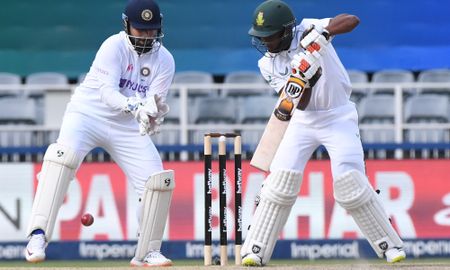 South Africa edge close to historic first win over India at Wanderers — but on a difficult pitch