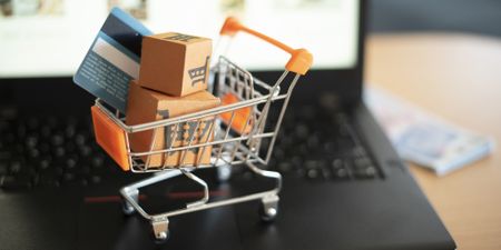 Retailers sink $1-trillion into digital but few manage to make e-commerce profitable