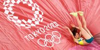 TOKYO, JAPAN - AUGUST 07: Nicola McDermott of Team Australia competes in the Women's High Jump final on day fifteen of the Tokyo 2020 Olympic Games at Olympic Stadium on August 07, 2021 in Tokyo, Japan. (Photo by Rob Carr/Getty Images)