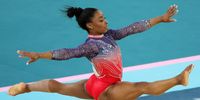 Simone Biles of USA competes the Women Floor Exercise final of the Artistic Gymnastics competitions in the Paris 2024 Olympic Games, at the Bercy Arena in Paris, France, 05 August 2024.  EPA-EFE/TERESA SUAREZ