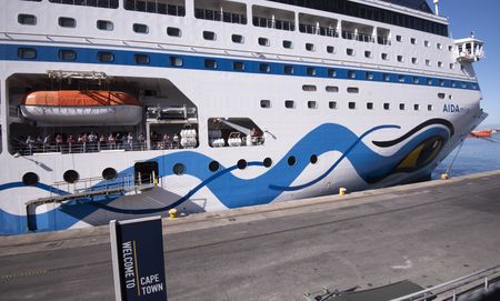 South Africa clears quarantined vessels after suspected coronavirus case