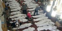 Egyptians look for their relatives among the bodies of Muslim Brotherhood supporters at al-Imene mosque on 15 August 2013, a day after security forces crushed pro-Morsi protests. (Photo: EPA / Ahmed Hayman)