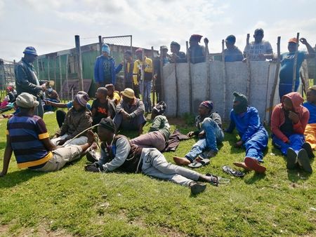 Port Elizabeth horse grooms’ hearing delayed by a week