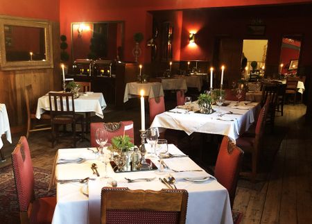 Dinner Gongs & Wine Stewards: Ode to a small-town hotel