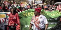 Amid heavy police presence, Sadtu and Cosatu members marched to the Union Buildings in Pretoria.  (Photo: Shiraaz Mohamed)