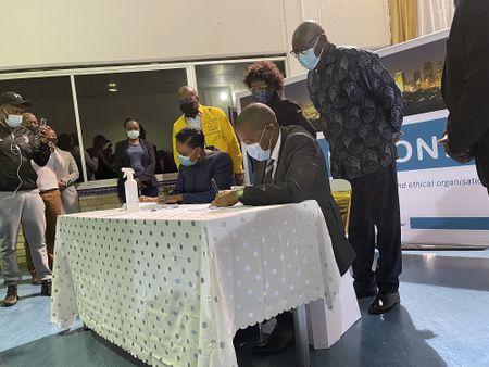 Joburg mayor lauds signing of power purchase agreement as means of addressing city’s electricity woes