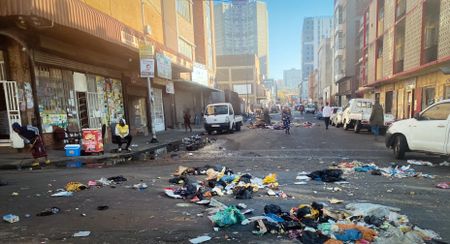 Johannesburg grapples with mounting trash crisis amid Pikitup strike