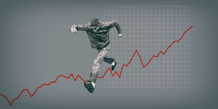 Consumer confidence maintains rebound in fourth quarter, but remains in negative territory