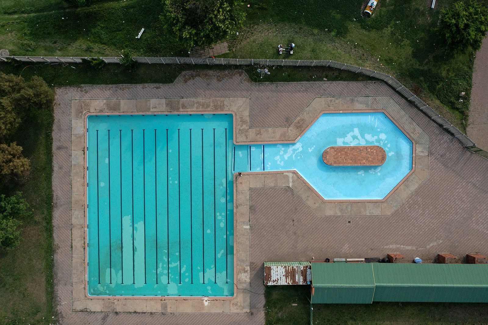 Cover art for Joburg's pool crisis deepens as heat wave hits