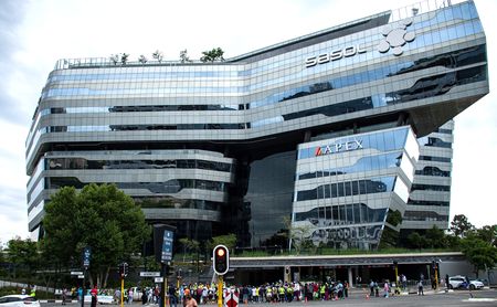 Former Sasol employees challenge petrochemical giant on environmental compliance at AGM