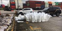 Cocaine hidden in packs of sugar and destinedfor Durban was discovered at<br>Brazil's Port of Santos at the end of Decembe r<br>2021.	Photos: Brazil Federal Police