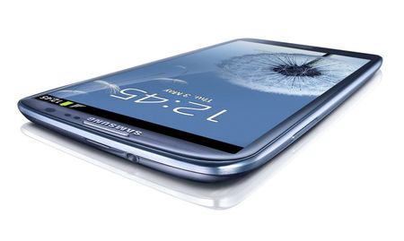 Samsung Galaxy S3 gets head start on rival iPhone