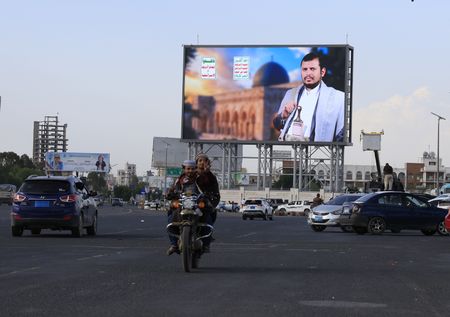 Strait still shut and Lebanon fighting strains truce as US and Iran aim for first talks
