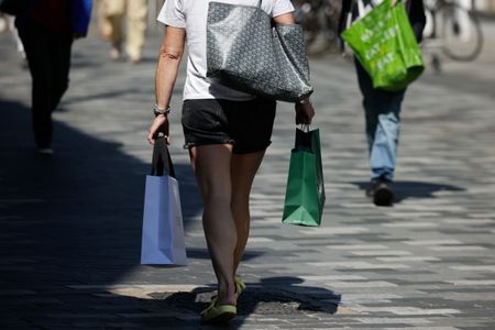 All-white boards becoming more common, says UK retailers report