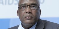 Minister of Home Affairs  Aaron Motsoaledi. (Photo: EPA/GEORG HOCHMUTH)