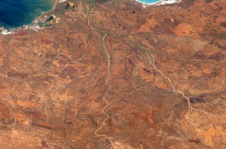 Australia edges ahead of SA in oldest fossil showdown