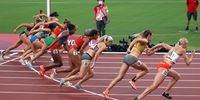 epa09398139 Athletes compete in the 800m race of the Heptathlon event during the Athletics events of the Tokyo 2020 Olympic Games at the Olympic Stadium in Tokyo, Japan, 05 August 2021.  EPA-EFE/FAZRY ISMAIL