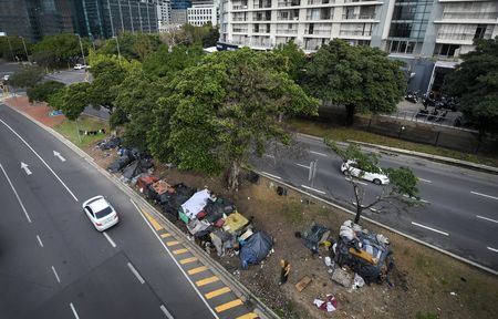 Delays as City of Cape Town prepares to evict people from seven inner city sites, offering alternative living space at new shelter