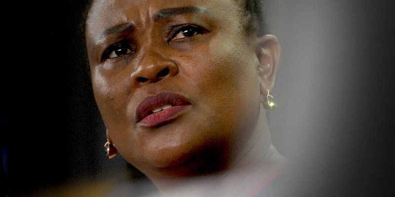 www.dailymaverick.co.za