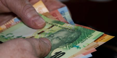 Hybrid annuities: Retirement fund defaults may be the cheaper options