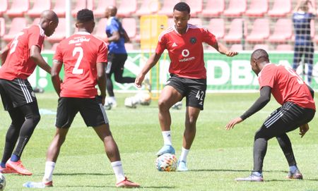 Pirates co-coach Fadlu Davids lavishes praise on Gallants counterpart Dan Malesela