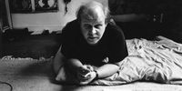 Tjaart Potgieter in his flat circa 1982. (Photo: Marthinus Basson)<br>