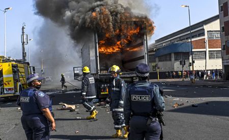 Tension still high in trucking industry despite cancellation of ‘national shutdown’