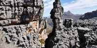 Luna Peak in the Cederberg with Sneeuberg in the distance. Image: Teresa Raposo