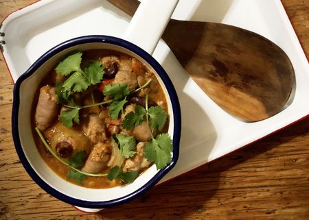 What’s cooking today: Pork & beans potjie