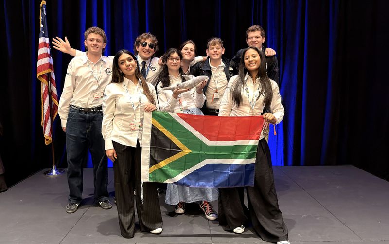 Seven SA high schoolers crowned Nasa space champions