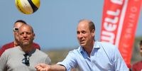 NEWQUAY, CORNWALL - MAY 9:  Prince William, the Duke of Cornwall plays volleyball, as he visits Fistral Beach on May 9, 2024 in Newquay, Cornwall, England. (Photo by Toby Melville - WPA Pool/Getty Images)