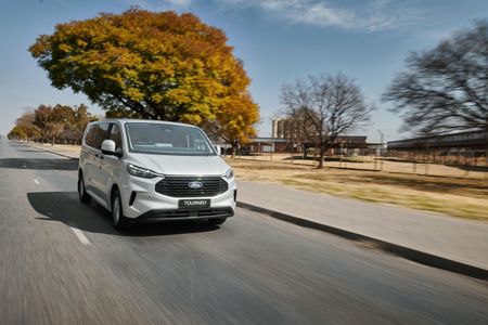 Moving beds – on the move with the new Ford Tourneo and Transit