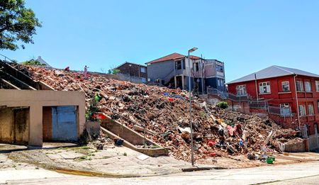 Anonymous group applauded for unsanctioned demolition of notorious Gqeberha building