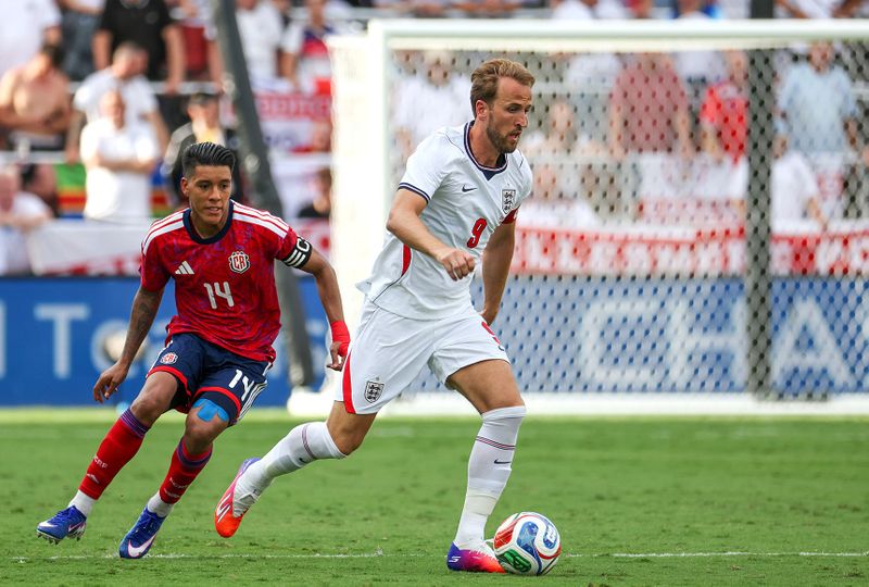 England and Croatia hold the edge in competitive Group L