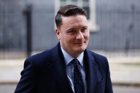 UK says vaccine protects against strain in deadly meningitis outbreak
