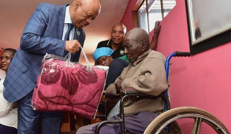 GroundUp: Under the blanket – questions over Sassa’s social relief programme