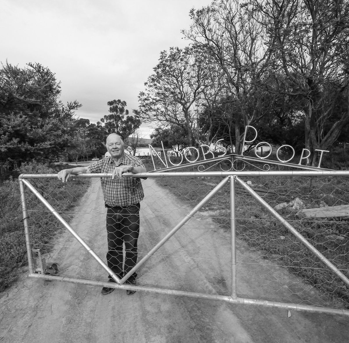 Steytlerville: Kind people, kick-ass cabaret and classic roadsters