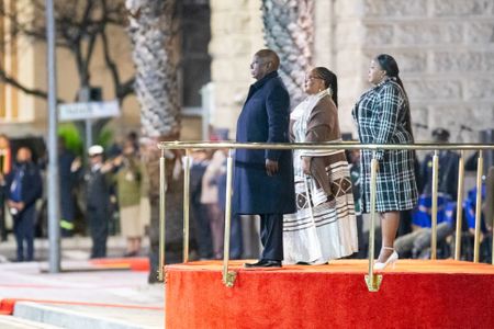 President Cyril Ramaphosa  could learn a lesson or two in leadership from Mandela's  playbook