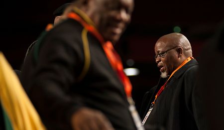 ANC Leadership Race: Mantashe under pressure before NEC meeting while new threat to December conference emerges