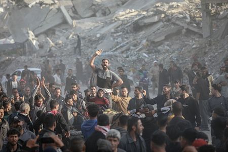 Palestinians protest against Hamas rule, and more from around the world