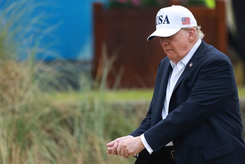 Trump says he is removing US tariffs on Irish whiskey - Daily Maverick