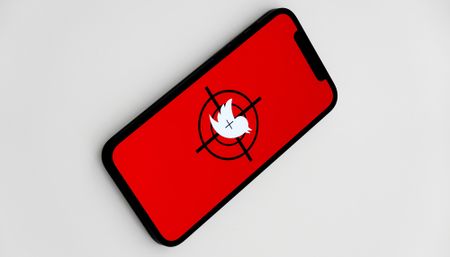 RET Twitter accounts fire salvos at CABC, Daily Maverick and City Press in puzzling legal challenge